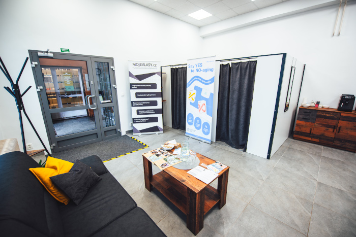 Mojevlasy.cz - Interiér  pobočky Ostrava - Poruba,
